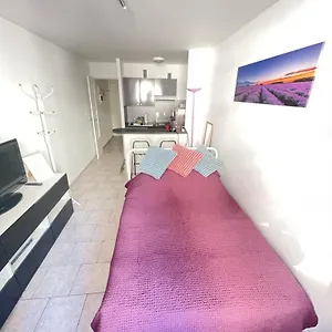 https://small-appartement.fr-provencehotel.com